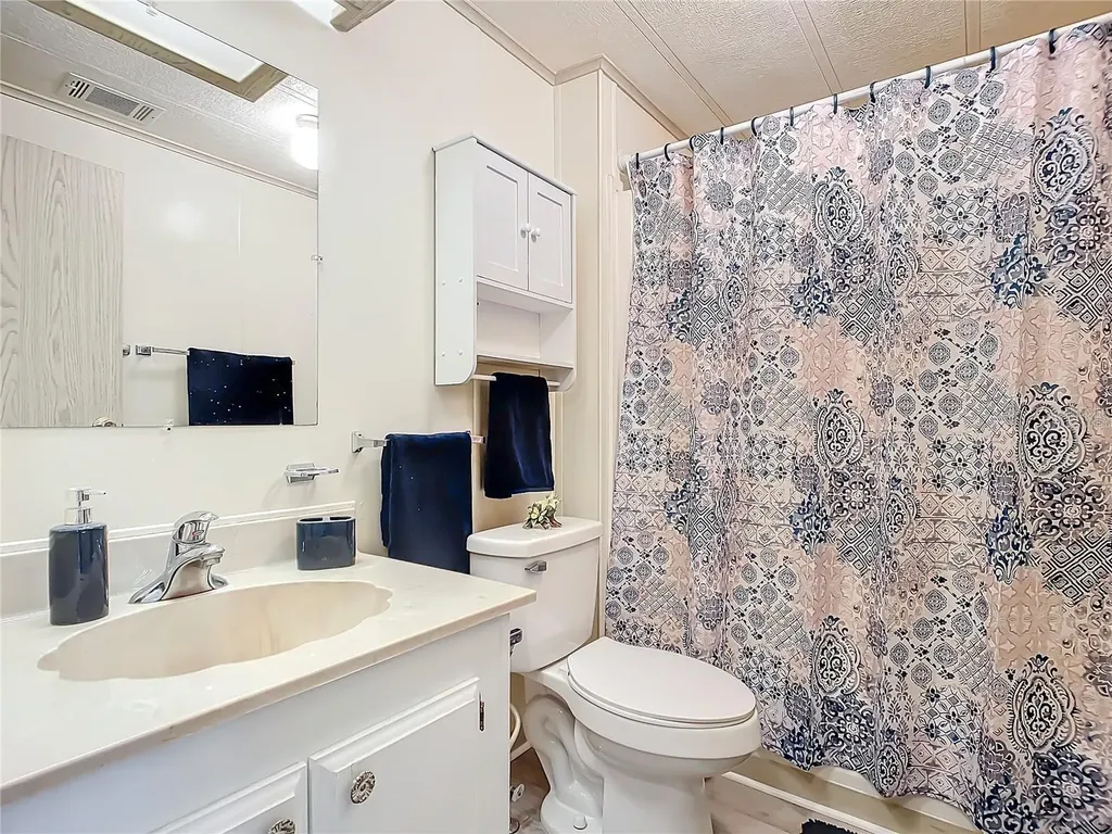 807 Swallow Lane Osteen FL 32764