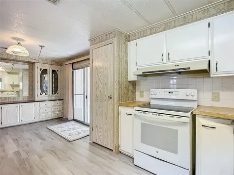 807 Swallow Lane Osteen FL 32764