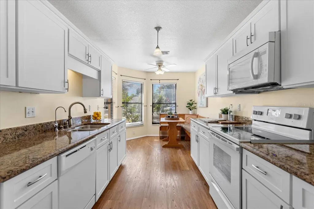1018 Pond Apple Court Oviedo FL 32765