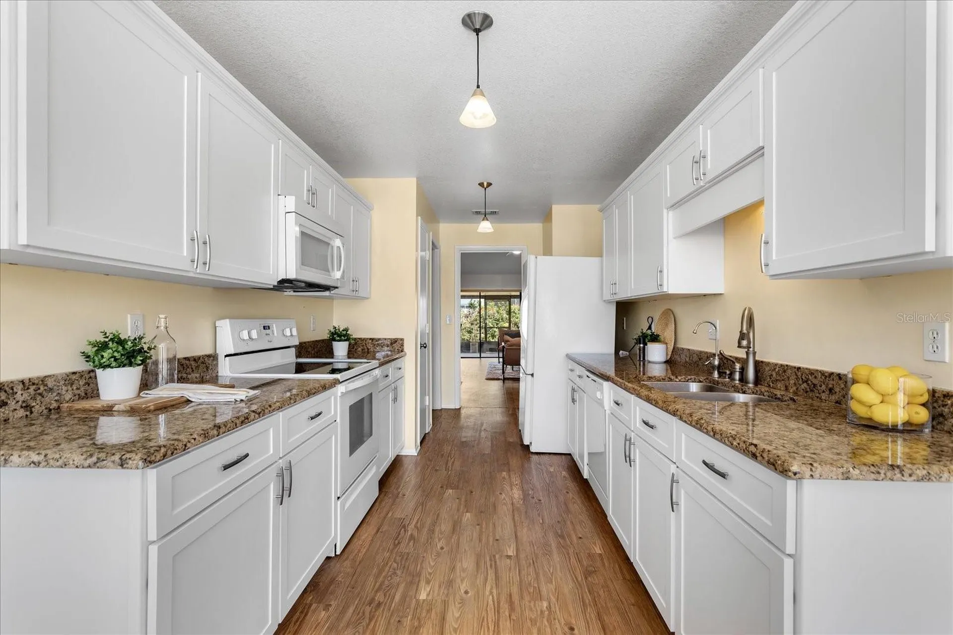 1018 Pond Apple Court Oviedo FL 32765