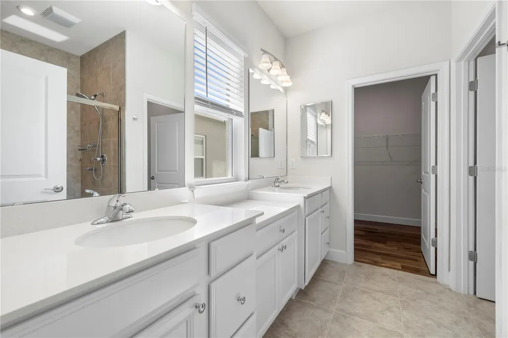 7915 Greenway Avenue Wesley Chapel FL 33544