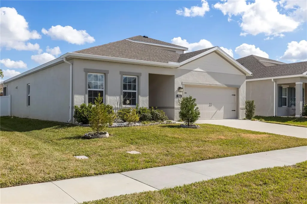 7915 Greenway Avenue Wesley Chapel FL 33544