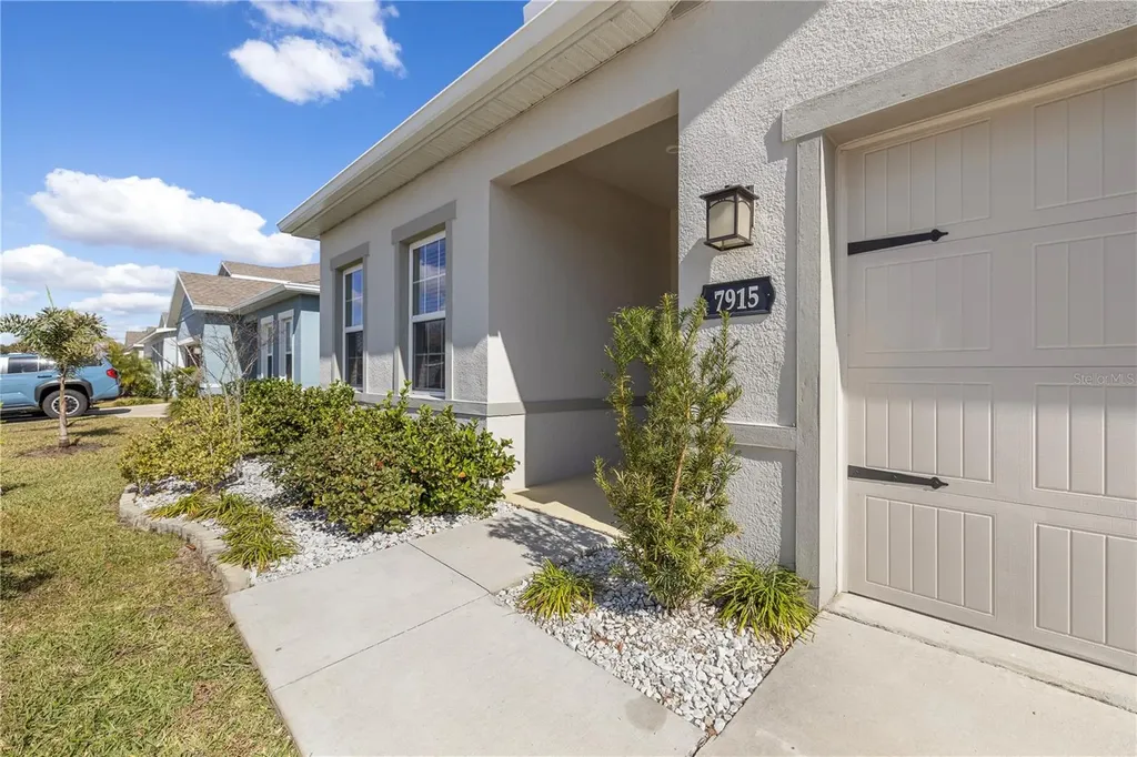 7915 Greenway Avenue Wesley Chapel FL 33544