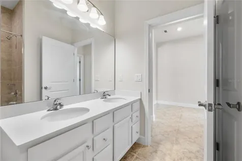 7915 Greenway Avenue Wesley Chapel FL 33544