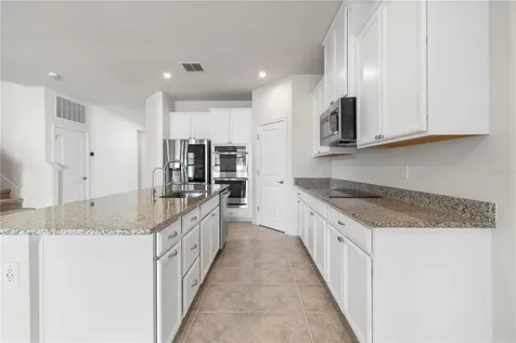 7915 Greenway Avenue Wesley Chapel FL 33544