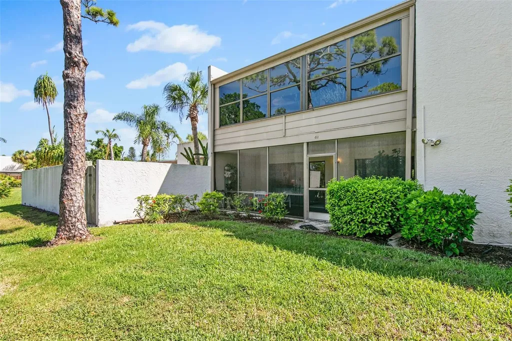 611 Woodlawn Drive Bradenton FL 34210