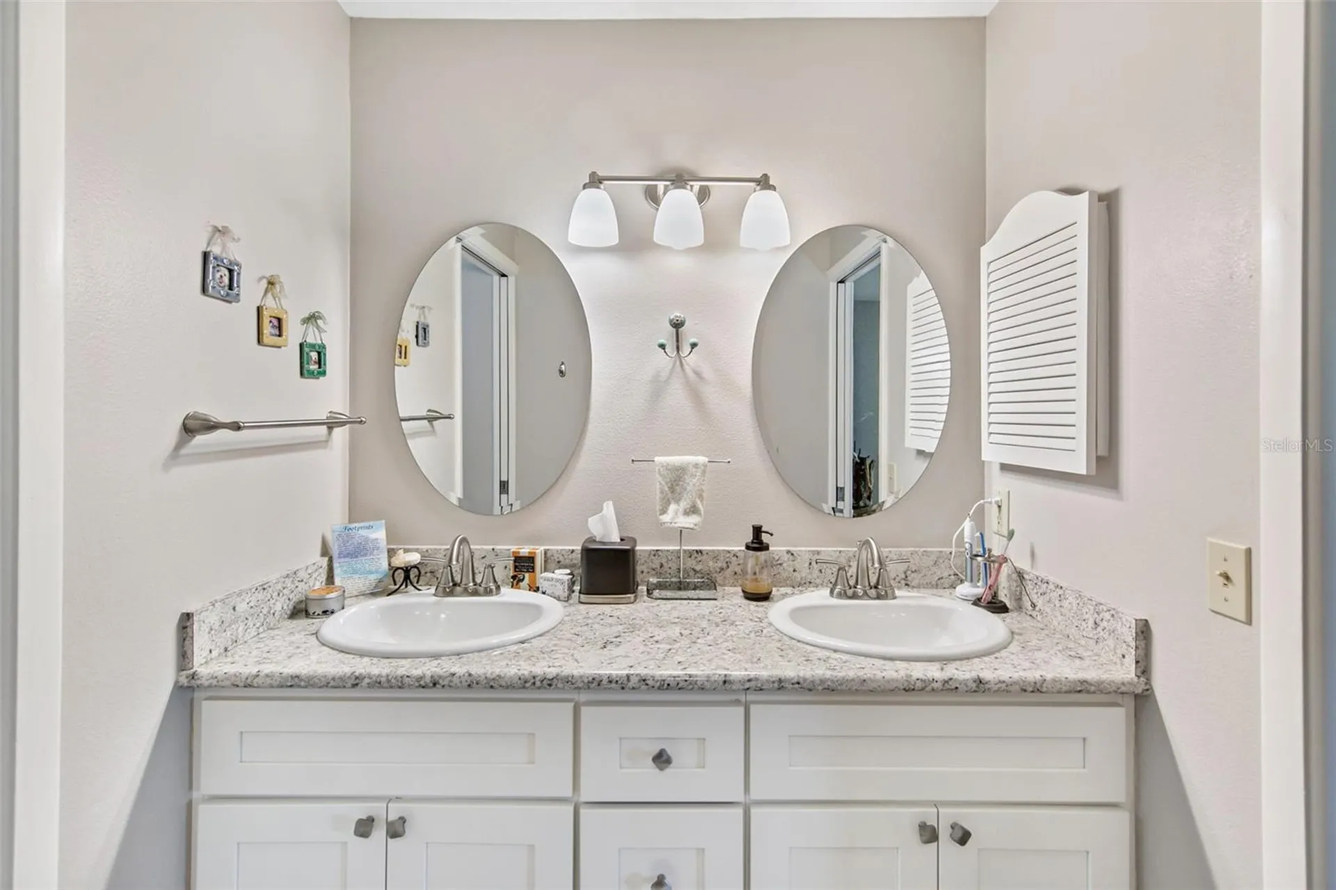 611 Woodlawn Drive Bradenton FL 34210