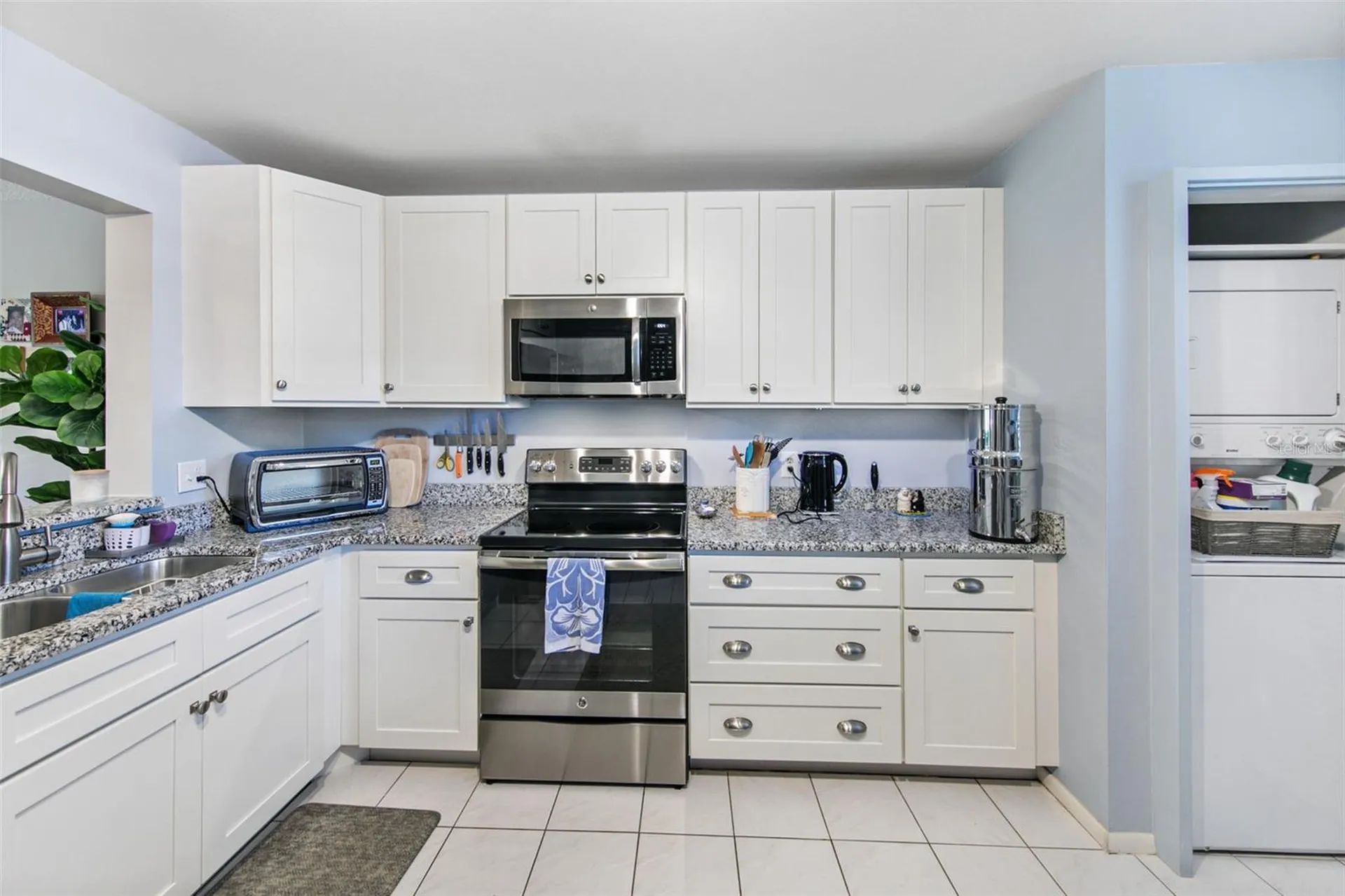 611 Woodlawn Drive Bradenton FL 34210