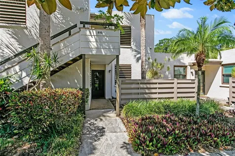 611 Woodlawn Drive Bradenton FL 34210