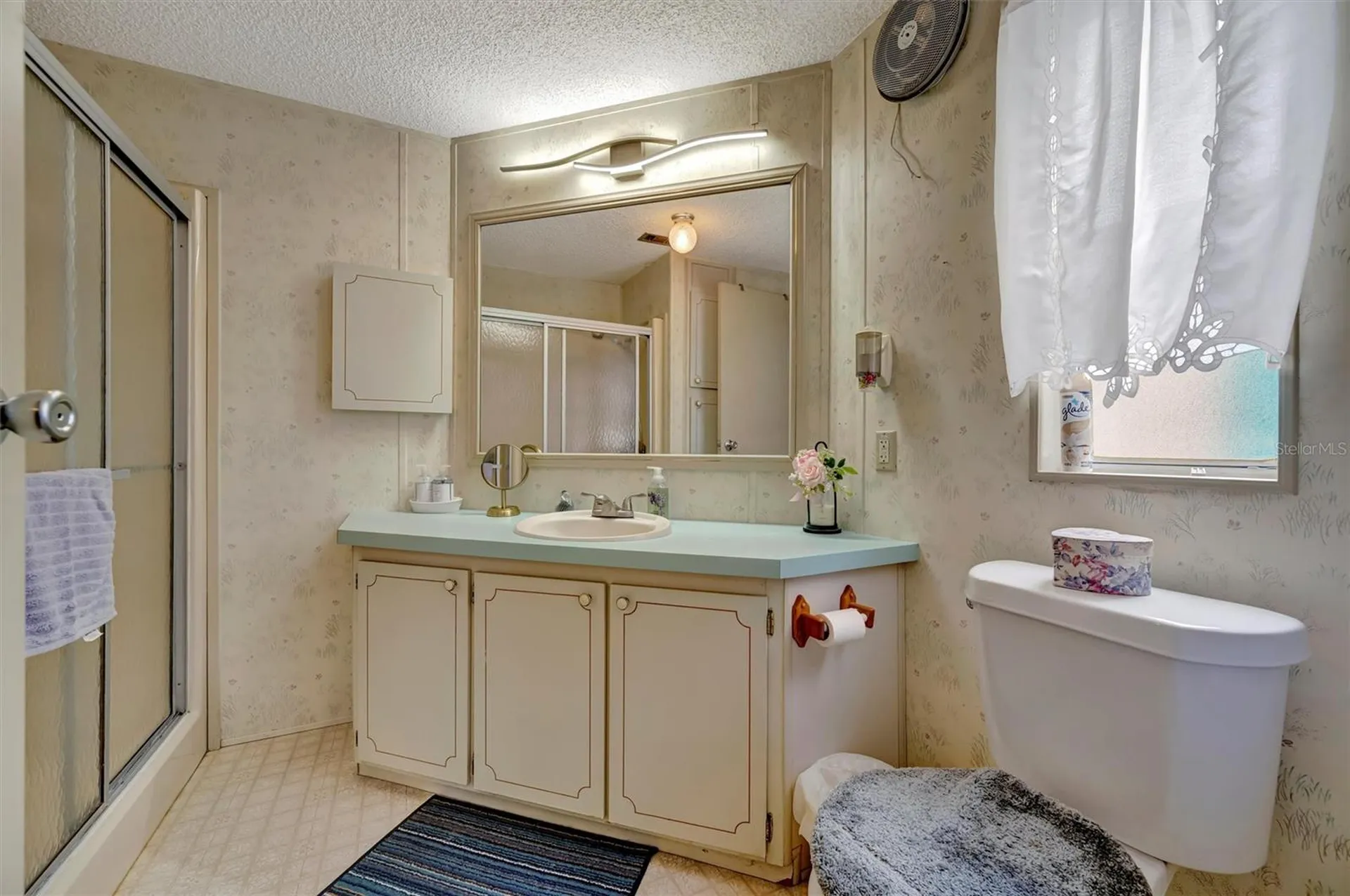 106 N Saint George Circle Apollo Beach FL 33572