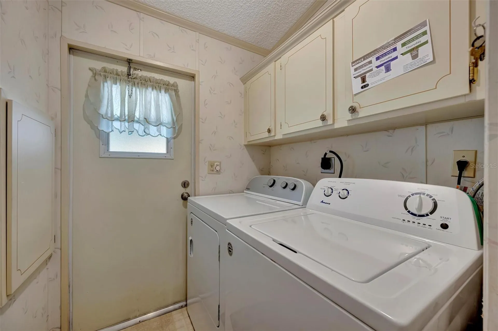 106 N Saint George Circle Apollo Beach FL 33572