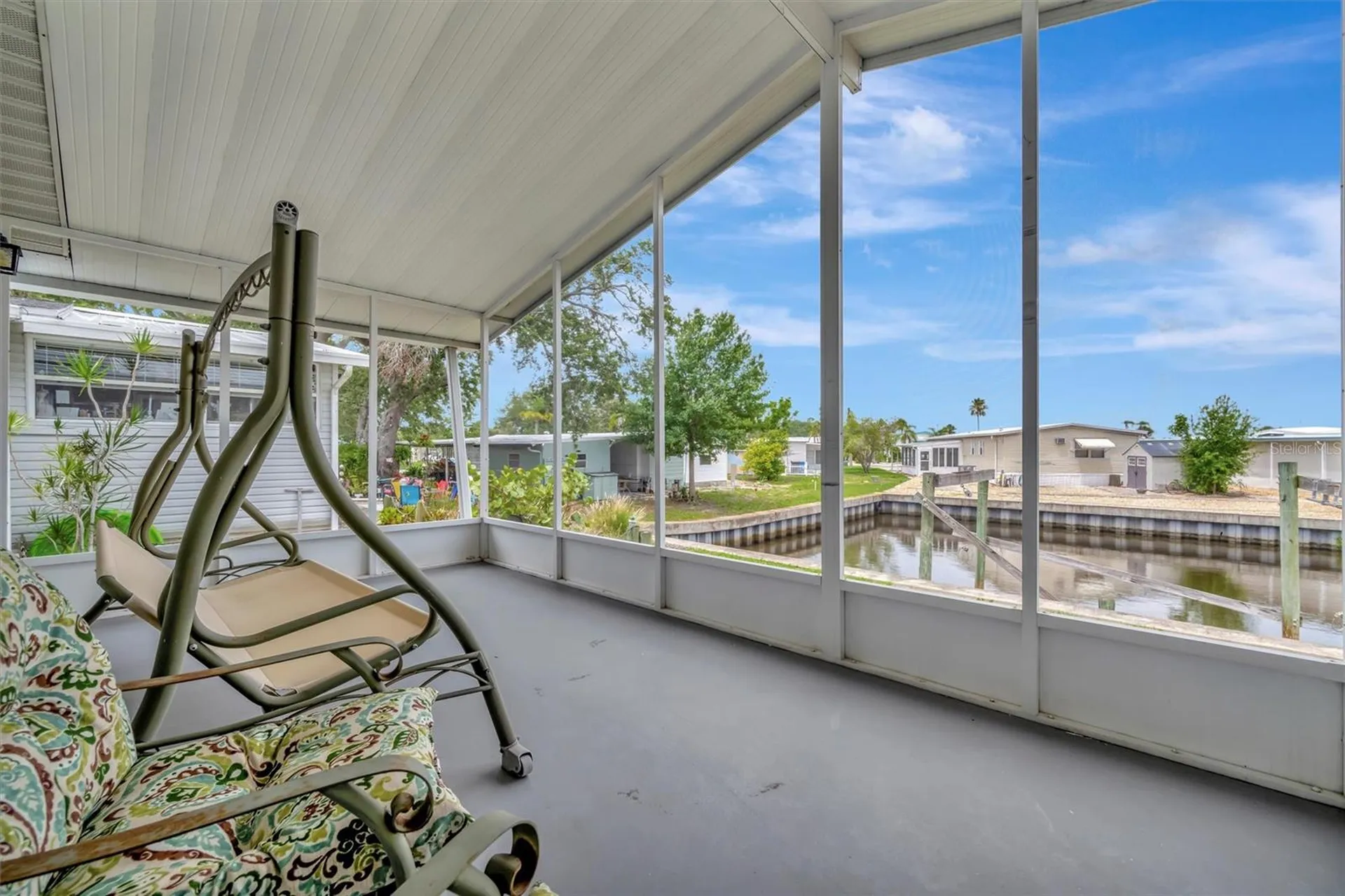 106 N Saint George Circle Apollo Beach FL 33572