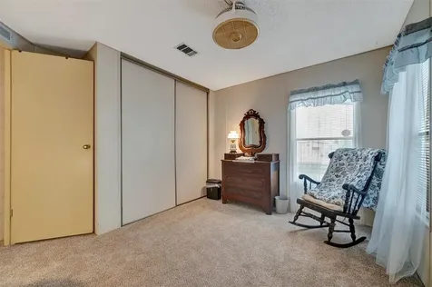 106 N Saint George Circle Apollo Beach FL 33572