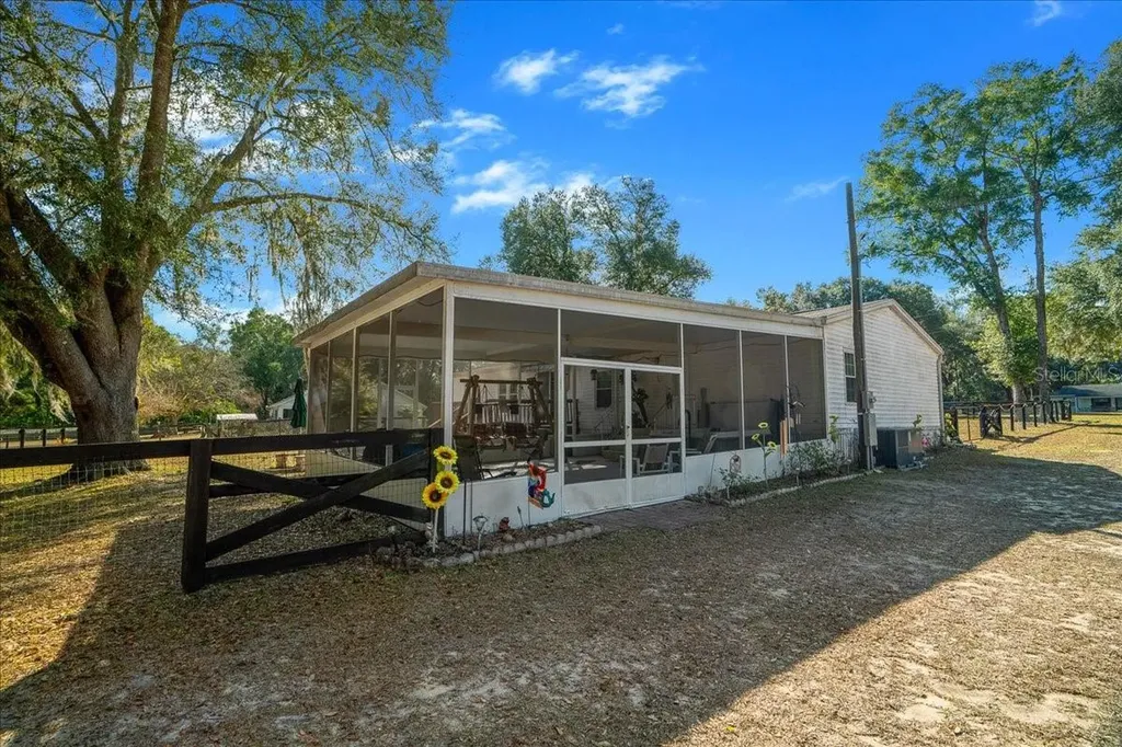 13181 NE 39th Terrace Anthony FL 32617