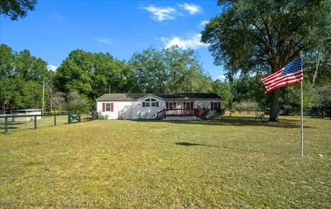 13181 NE 39th Terrace Anthony FL 32617