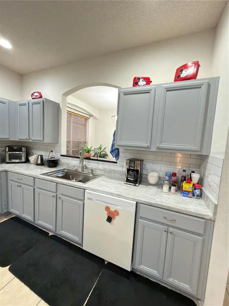 4688 Golden Beach Court Kissimmee FL 34746
