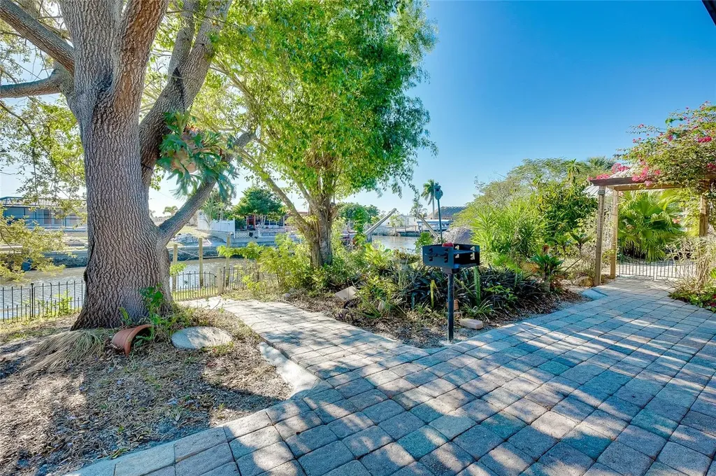 21064 Higgs Drive Port Charlotte FL 33952