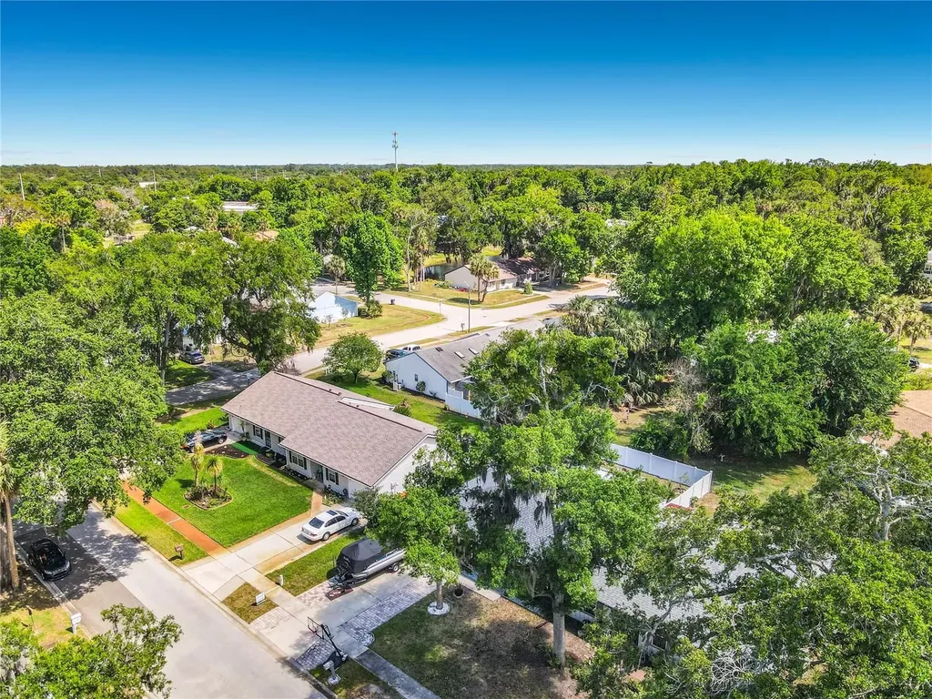 1046 W Samms Avenue Port Orange FL 32129