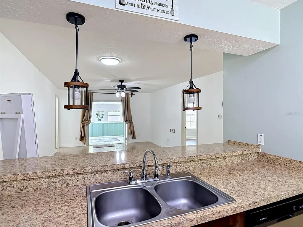 1046 W Samms Avenue Port Orange FL 32129