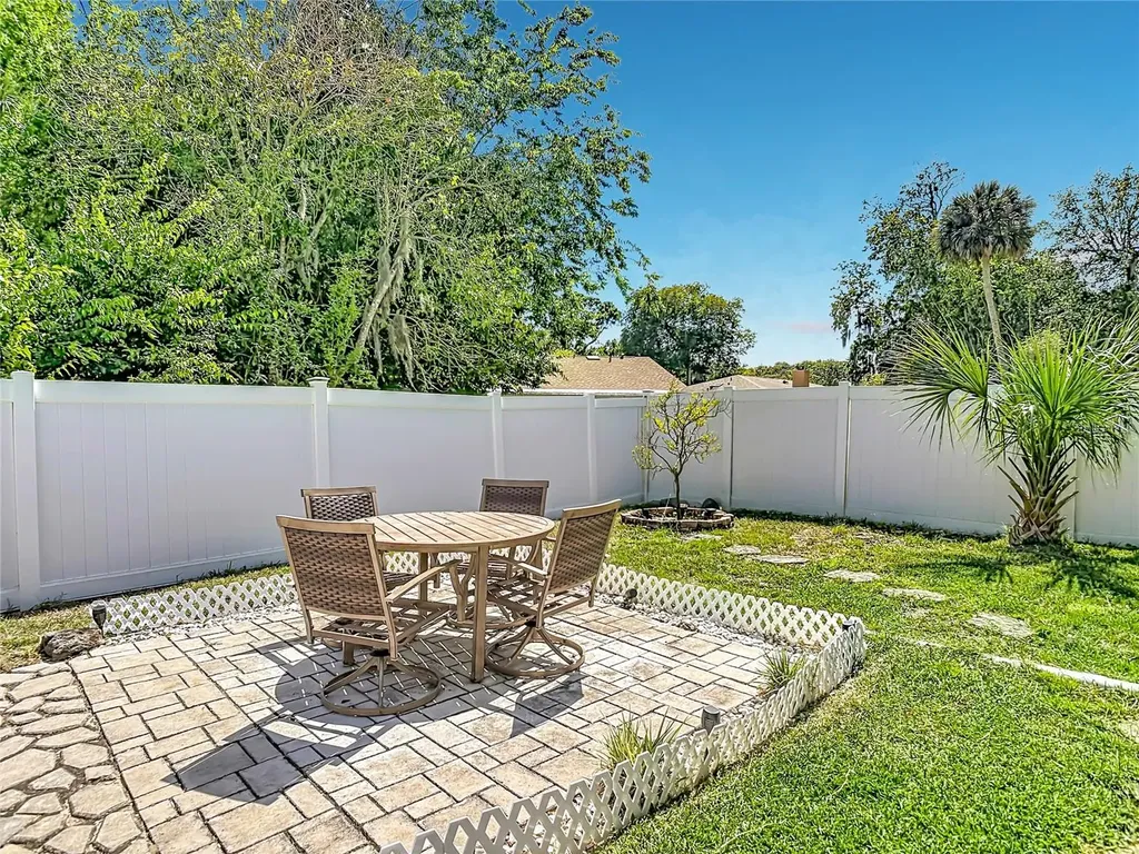 1046 W Samms Avenue Port Orange FL 32129