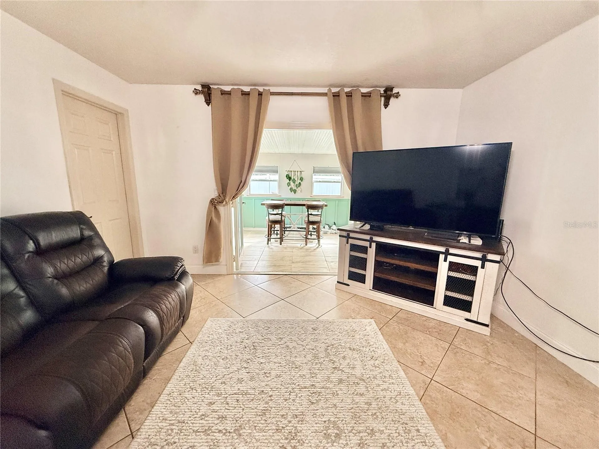 1046 W Samms Avenue Port Orange FL 32129