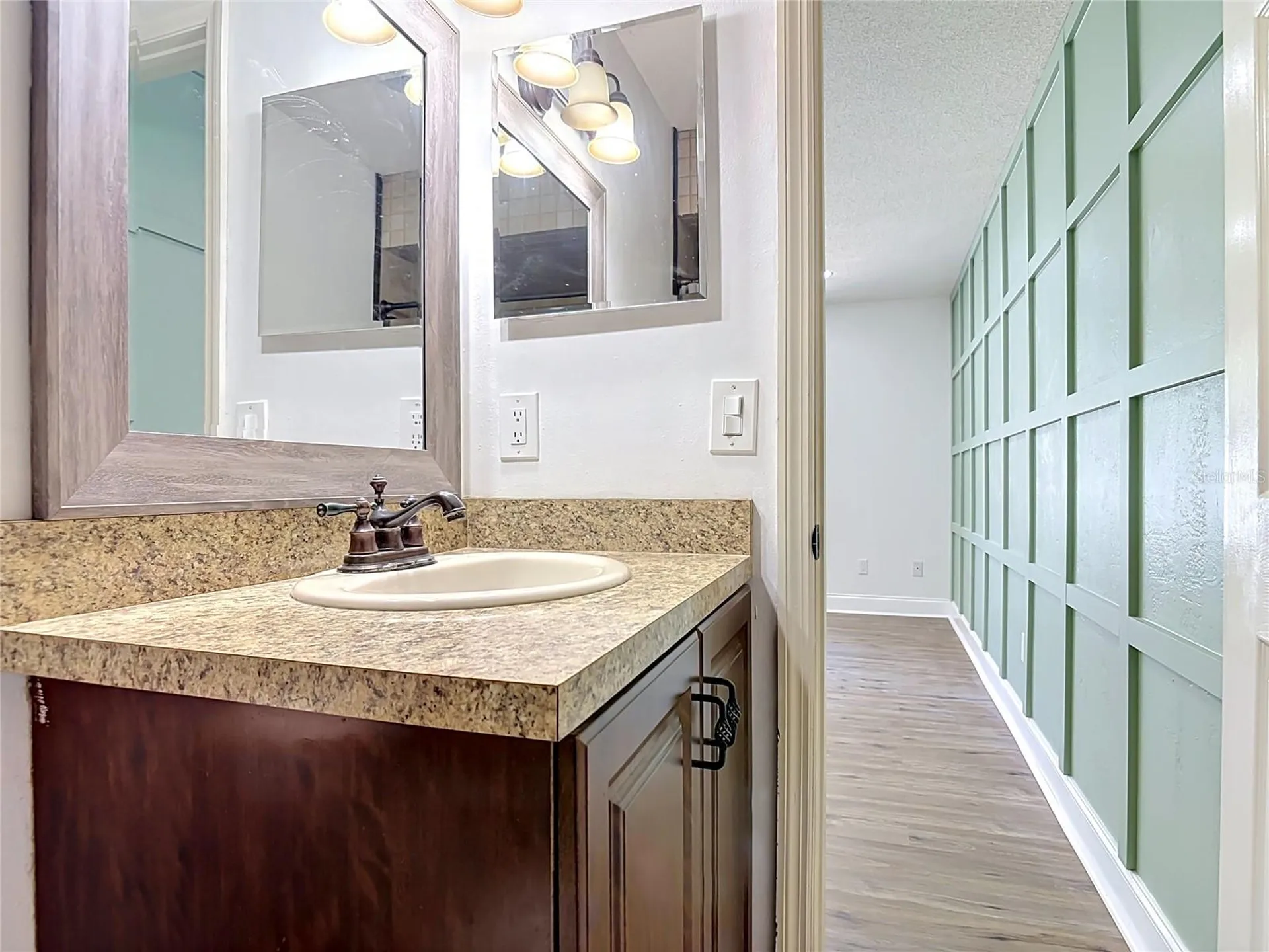 1046 W Samms Avenue Port Orange FL 32129
