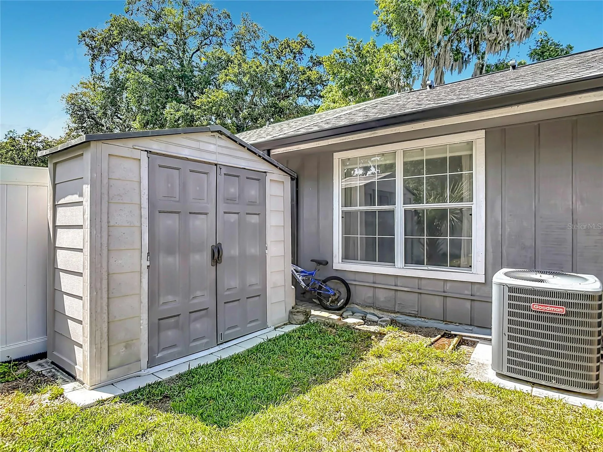 1046 W Samms Avenue Port Orange FL 32129