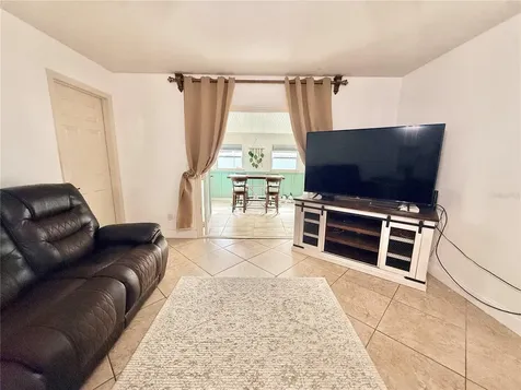 1046 W Samms Avenue Port Orange FL 32129