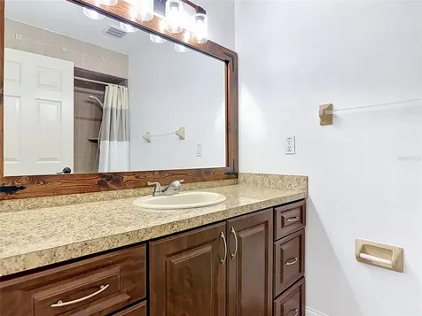 1046 W Samms Avenue Port Orange FL 32129