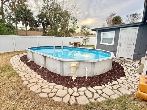 1046 W Samms Avenue Port Orange FL 32129
