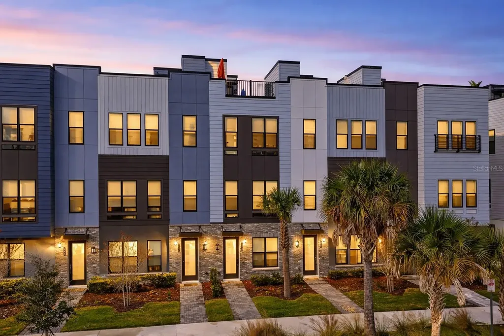 2038 Packing District Way Orlando FL 32804