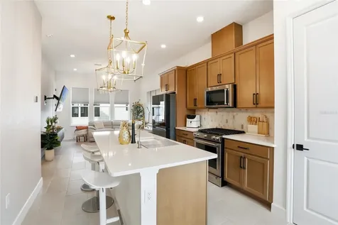 2038 Packing District Way Orlando FL 32804