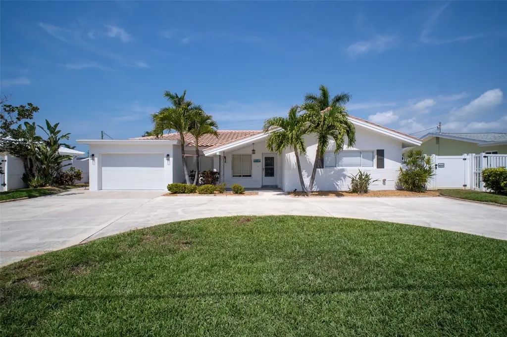 2220 E Vina Del Mar Boulevard St Pete Beach FL 33706