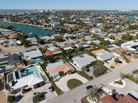 2220 E Vina Del Mar Boulevard St Pete Beach FL 33706