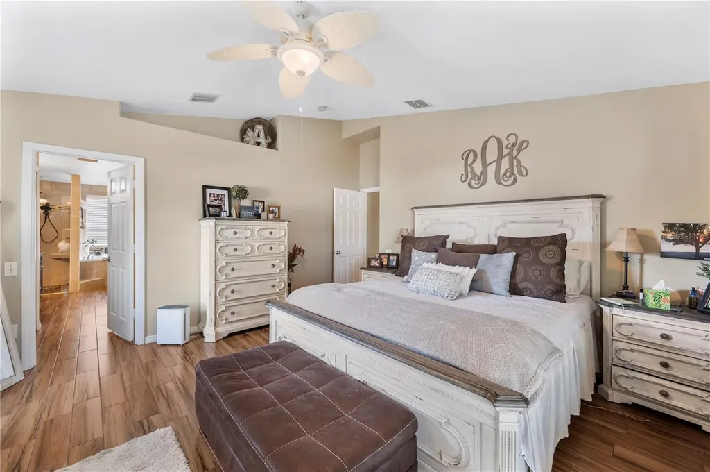 4403 Avondale Groves Street Plant City FL 33567