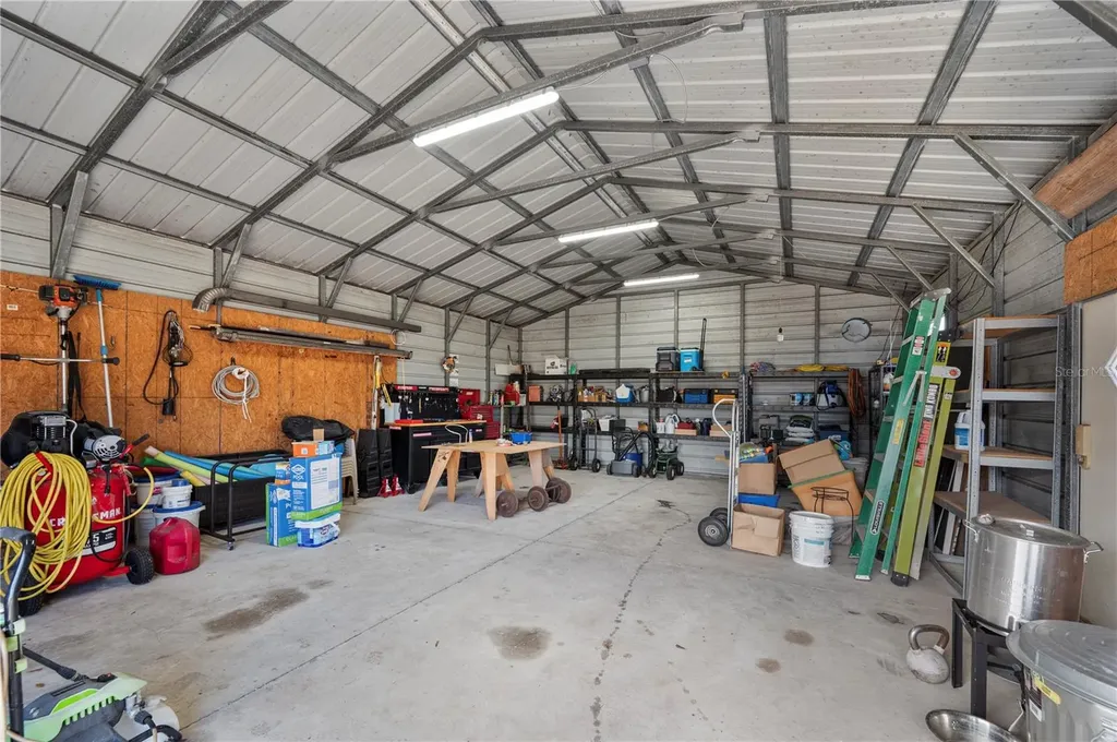4403 Avondale Groves Street Plant City FL 33567