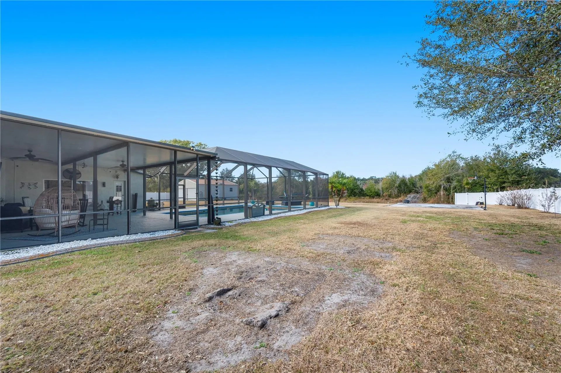 4403 Avondale Groves Street Plant City FL 33567