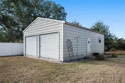 4403 Avondale Groves Street Plant City FL 33567