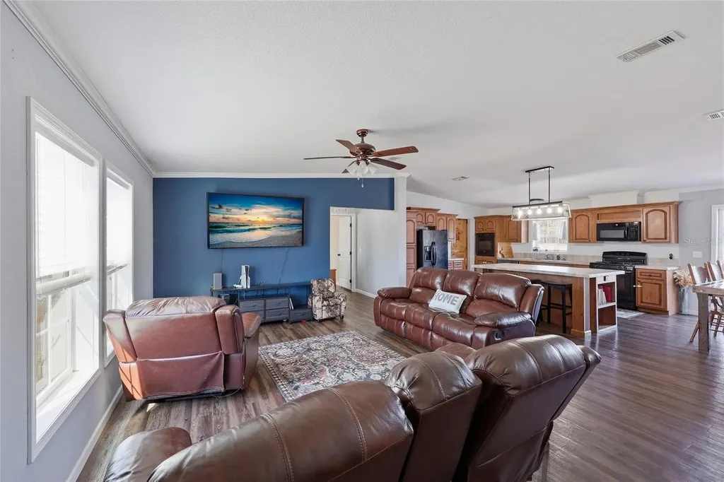 2400 NW 5th Street Bell FL 32619