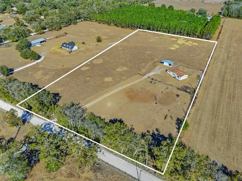 2400 NW 5th Street Bell FL 32619