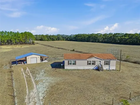 2400 NW 5th Street Bell FL 32619