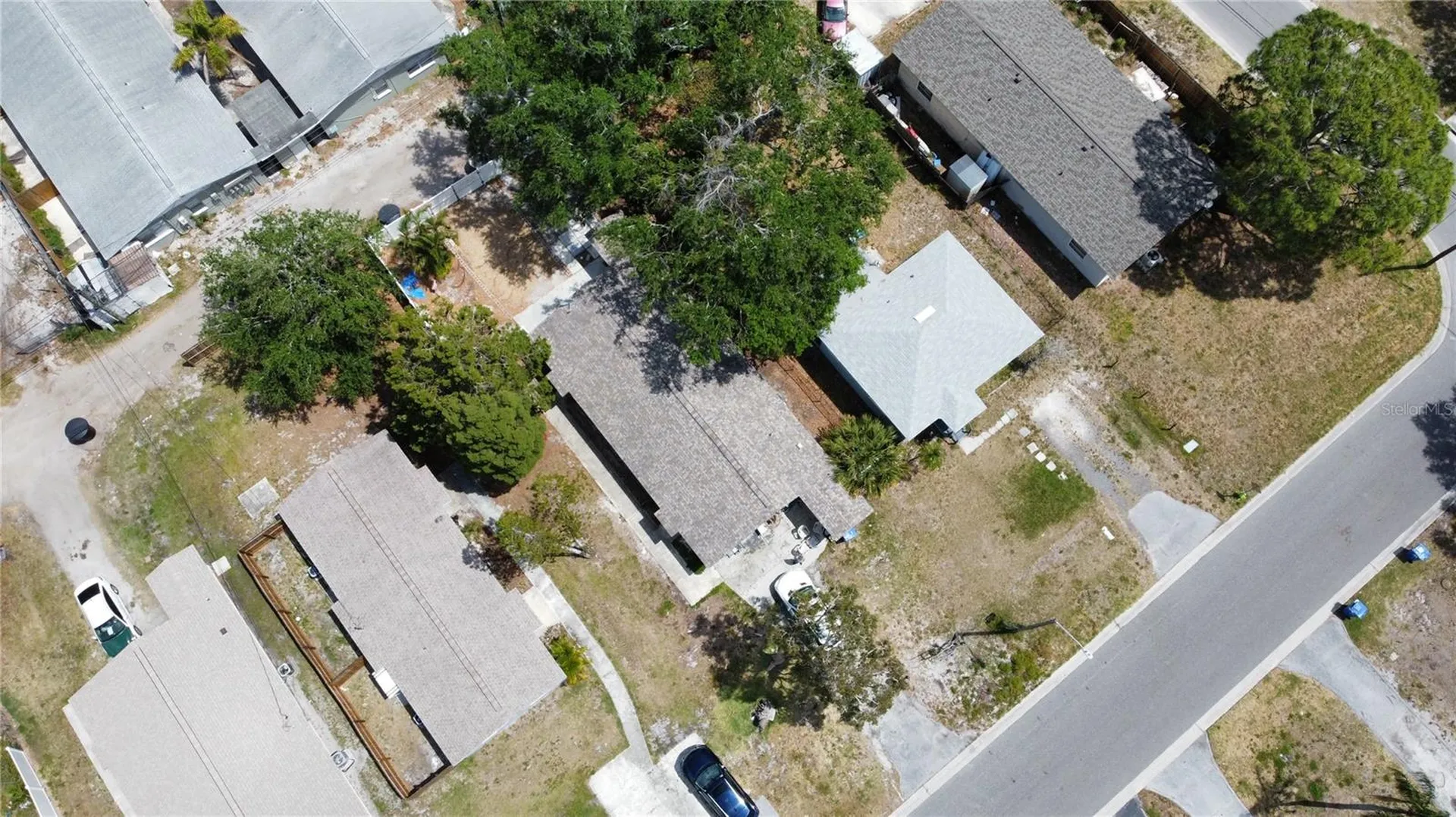 521 88th Avenue N St Petersburg FL 33702