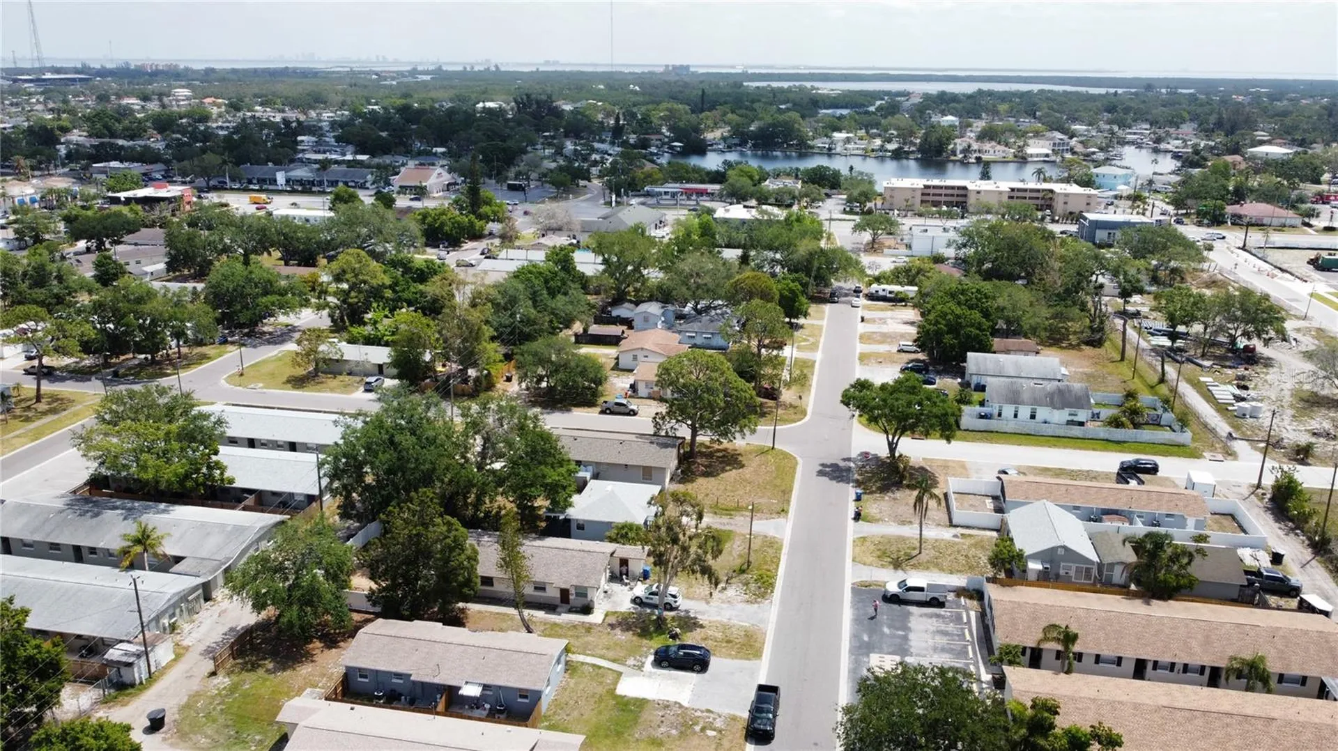 521 88th Avenue N St Petersburg FL 33702