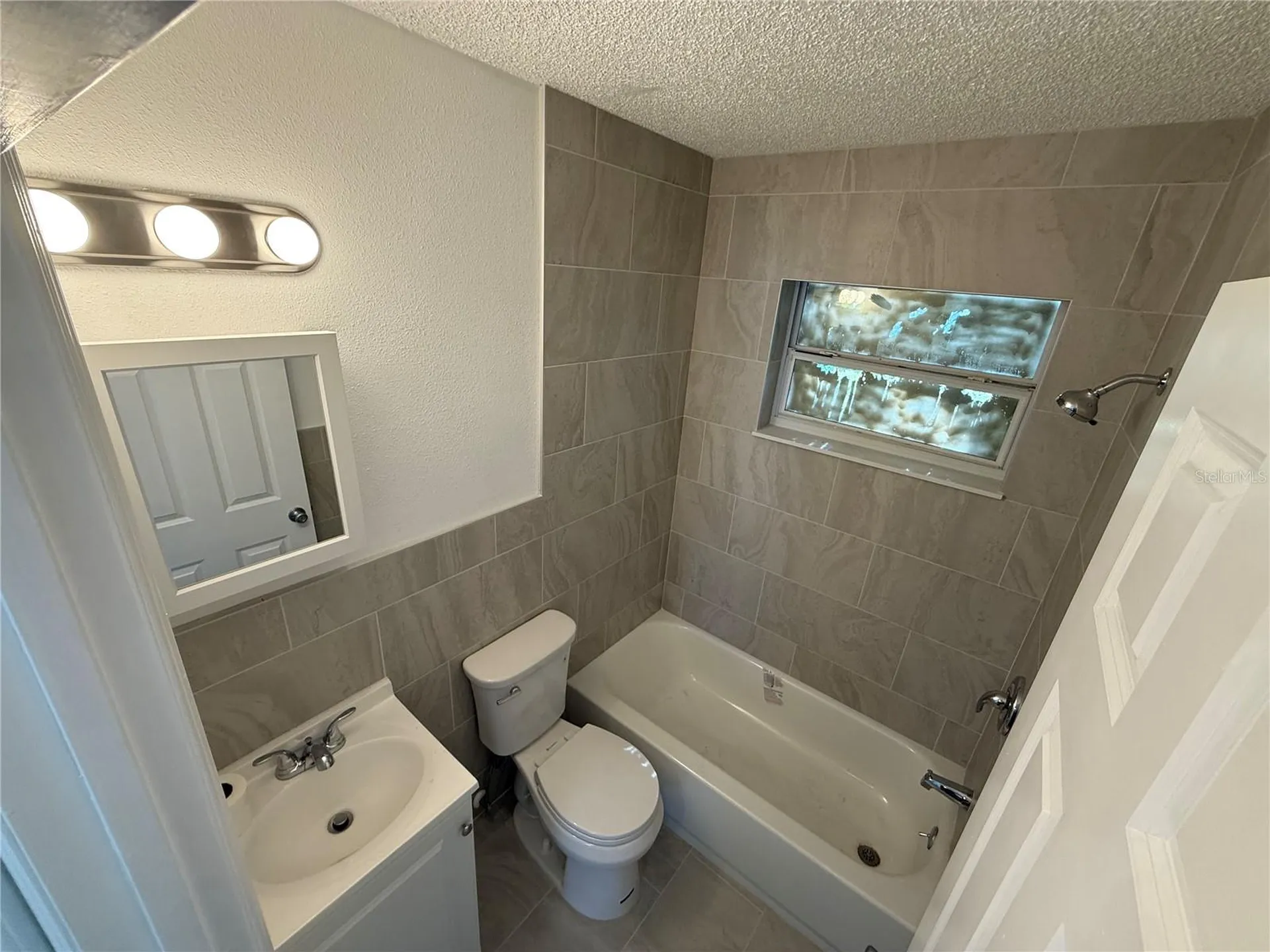 521 88th Avenue N St Petersburg FL 33702