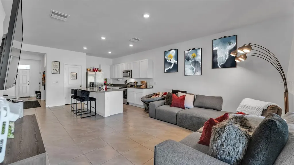3532 White Dandelion Court Plant City FL 33565