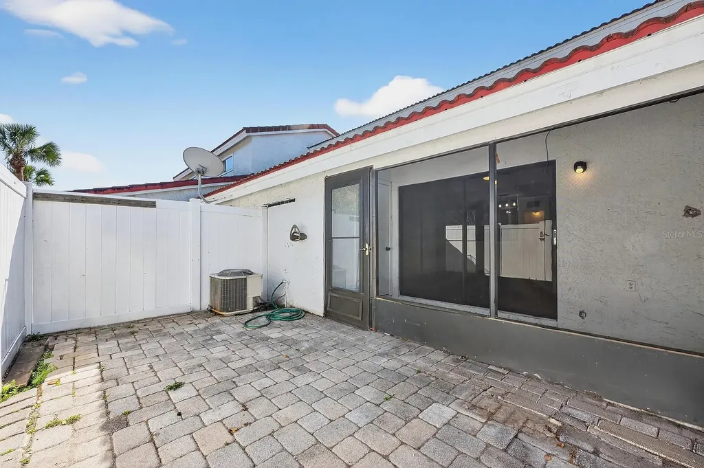 5083 Ernst Court Orlando FL 32819