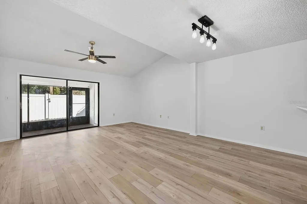 5083 Ernst Court Orlando FL 32819