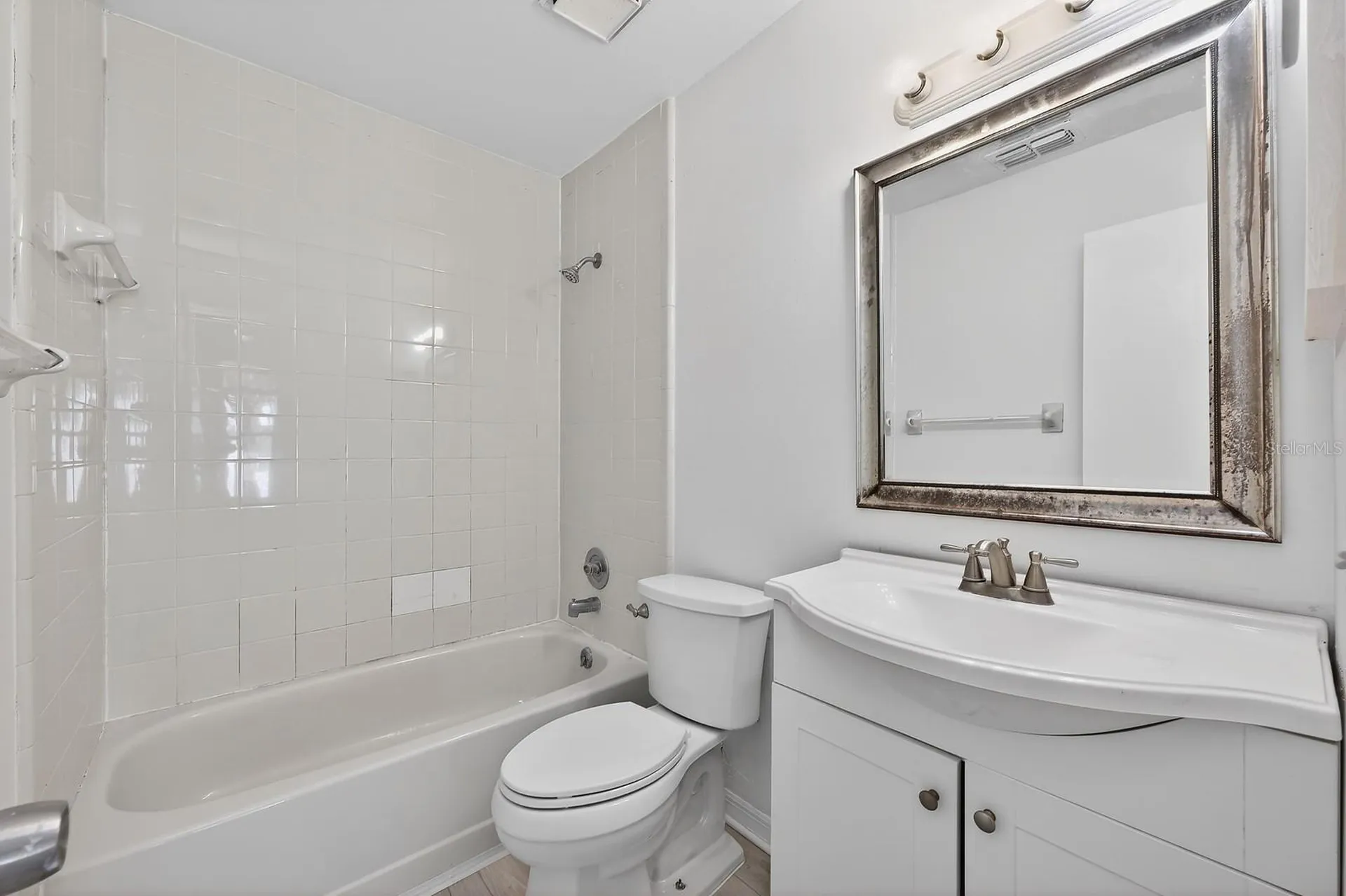 5083 Ernst Court Orlando FL 32819