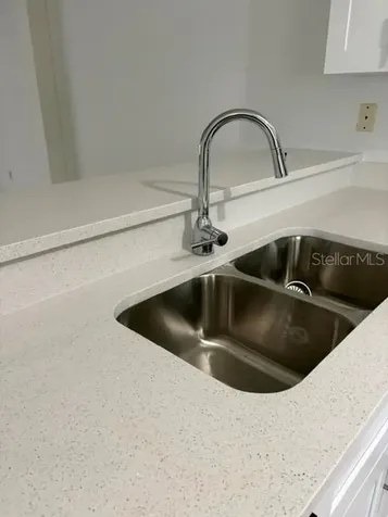 5083 Ernst Court Orlando FL 32819