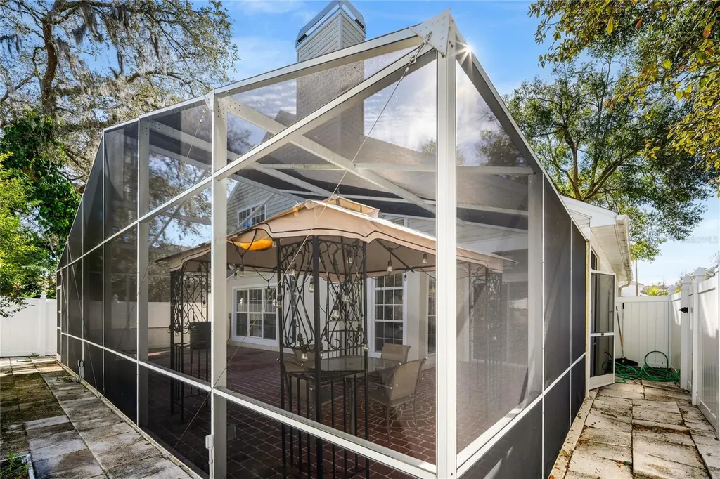 116 N Weathersfield Avenue Altamonte Springs FL 32714